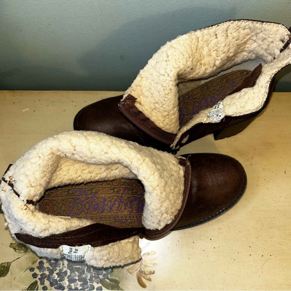 Blowfish Brown Ankle Boots with Faux Fur Lining - Picture 8 of 13